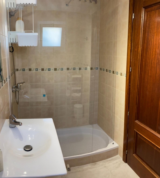 Resa estates ibiza longterm rental summer 2023 Cala Vadella Bathroom shower.jpg